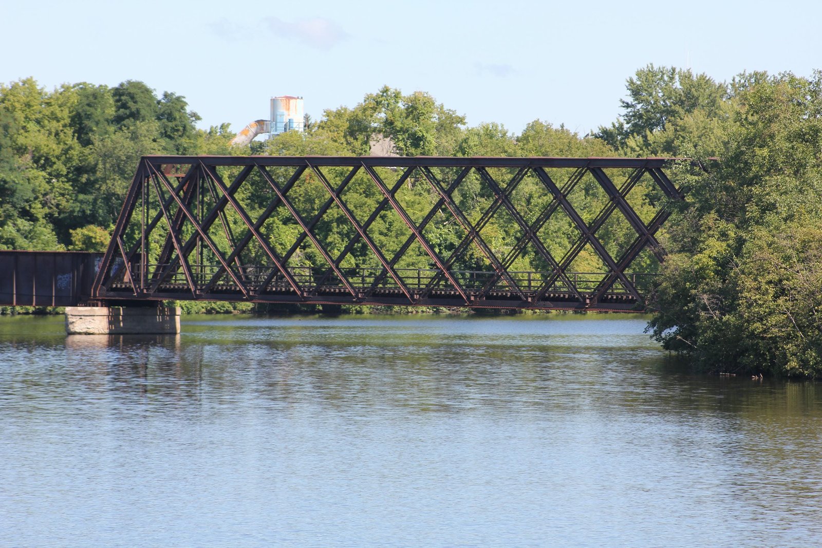 East span